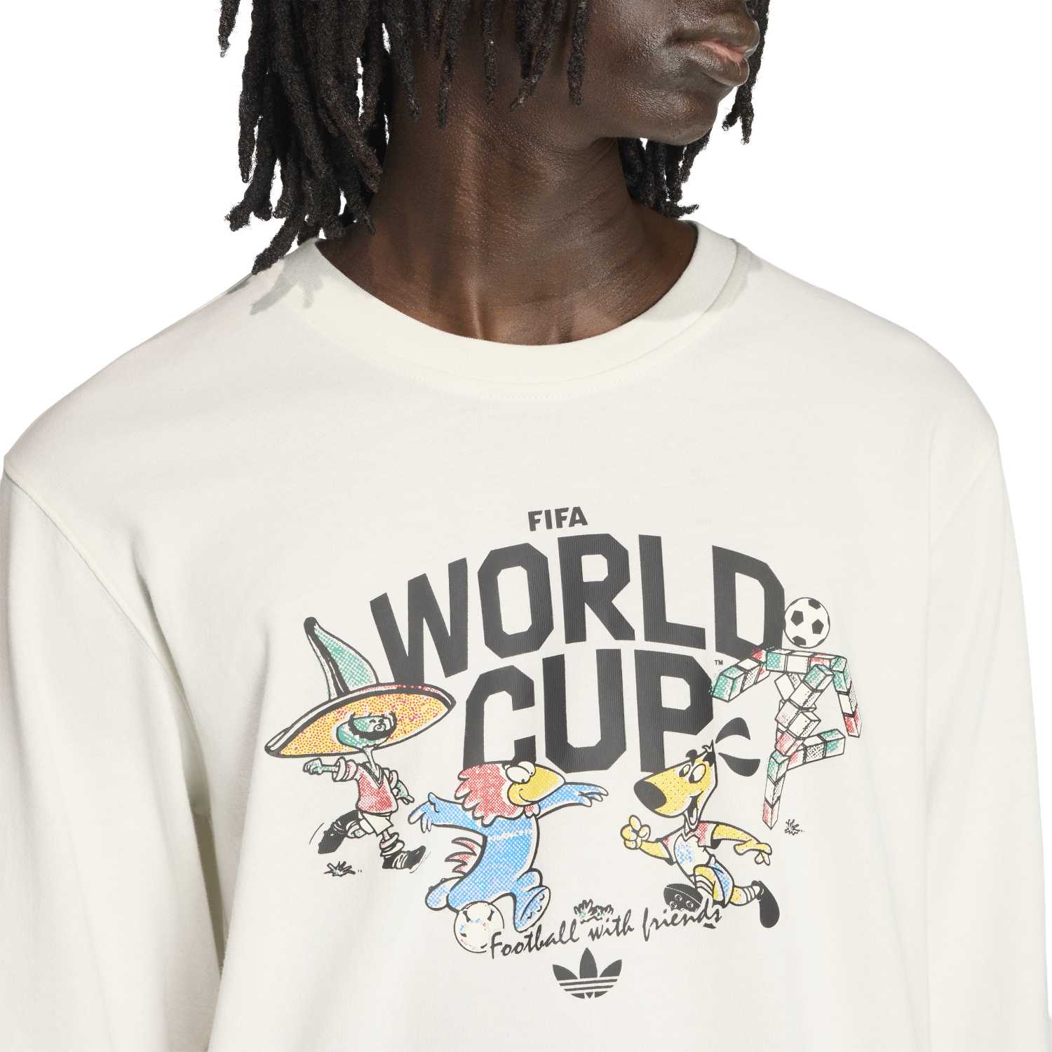 FIFA World Cup 26™ Mascot Friends L/S T-Shirt – FIFA Official Store
