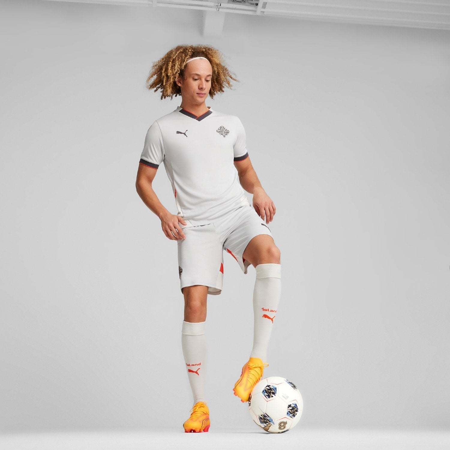 Iceland 2024 Away Jersey - Men's
